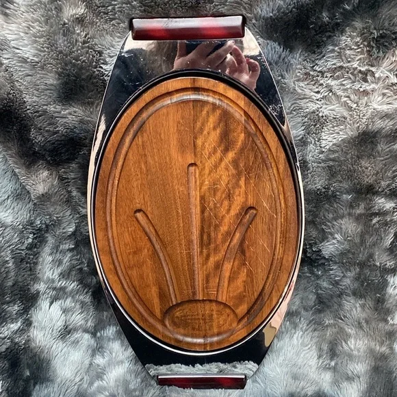 2 Vintage Chrome Serving
Trays made in Quebec - Picture 4 of 16